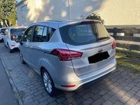 Occasion Ford B-MAX Titanium 105 ch (77 kW) 2016 Argent Monospace