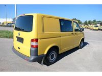 Gebraucht VW T5 84 PS (61 kW) 2011 Ginstergelb r1032 Van