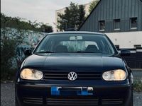 Gebraucht VW Golf IV 75 PS (55 kW) 2001 Blau Kleinwagen
