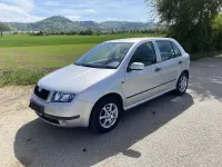 Second-hand Skoda Fabia 68 CP (50 kW) 2001 Argintiu Berlinǎ