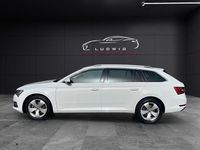 Gebraucht Skoda Superb Ambition 150 PS (110 kW) 2022 Weiß Kombi