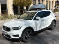 Gebraucht Volvo XC40 Momentum 129 PS (94 kW) 2022 Weiß SUV