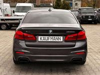 Gebraucht BMW 550 462 PS (339 kW) 2019 Sophistograu brillanteffekt me Limousine