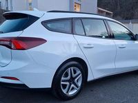 Gebraucht Ford Focus 120 PS (88 kW) 2022 Weiß Kombi