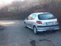 Gebraucht Peugeot 206 75 PS (55 kW) 2007 Silber Limousine