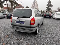 Gebraucht Opel Zafira 125 PS (91 kW) 2002 Silber Van / Kleinbus