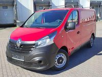 Gebraucht Renault Trafic 95 PS (69 kW) 2017 Volcano red Van / Kleinbus
