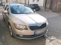 Gebraucht Skoda Superb 170 PS (125 kW) 2015 Beige Kombi
