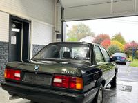 Gebraucht BMW 316 102 PS (75 kW) 1989 Grün Coupé