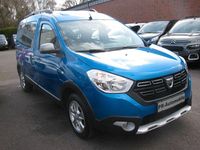 Gebraucht Dacia Dokker Stepway 131 PS (96 kW) 2021 Adriablau Van / Kleinbus