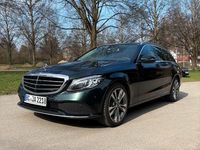 Gebraucht Mercedes C220 Exclusive 194 PS (142 kW) 2018 Grün Kombi