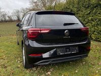 Gebraucht VW Polo Style 95 PS (69 kW) 2022 Schwarz Kleinwagen