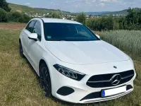 Gebraucht Mercedes A180 136 PS (100 kW) 2023 Weiß Limousine