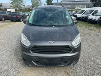 Gebraucht Ford Tourneo Courier Titanium 101 PS (74 kW) 2016 Van / Kleinbus