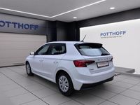 Gebraucht Skoda Fabia Active 65 PS (47 kW) 2023 Candyweiss Kleinwagen