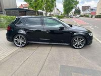 Second-hand Audi A3 S-Line 184 CP (135 kW) 2015 Negru Hatchback