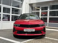 Gebraucht Opel Astra Ultimate 131 PS (96 kW) 2024 Rot Kleinwagen