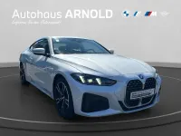 Gebraucht BMW 430 M Sport 286 PS (210 kW) 2024 Mineralweiß Coupé