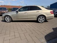 Gebraucht Mercedes E350 292 PS (214 kW) 2009 Gold Limousine