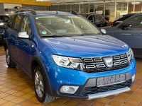 Gebraucht Dacia Logan MCV Stepway 90 PS (66 kW) 2018 Blau Kombi