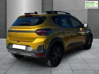 Neu Dacia Sandero Extreme 110 PS (80 kW) 2026 Amber yellow SUV