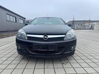 Gebraucht Opel Astra GTC Innovation 125 PS (91 kW) 2009 Schwarz Limousine