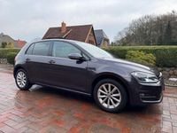 Gebraucht VW Golf VII LOUNGE 110 PS (80 kW) 2016 Grau Limousine
