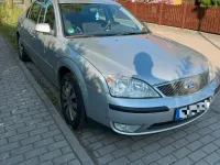 Gebraucht Ford Mondeo 125 PS (91 kW) 2003 Silber Limousine