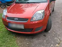Gebraucht Ford Fiesta Style 80 PS (58 kW) 2008 Rot Kleinwagen