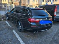 Gebraucht BMW 520 184 PS (135 kW) 2014 Grau Kombi
