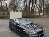 Second-hand BMW 325 192 CP (141 kW) 2000 Berlinǎ