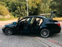 Gebraucht BMW 525 Sport Line 177 PS (130 kW) 2006 Schwarz Limousine
