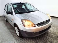 Gebraucht Ford Fiesta Ambiente 80 PS (58 kW) 2006 Polarsilber Limousine
