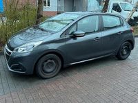 Gebraucht Peugeot 208 82 PS (60 kW) 2017 Grau Kleinwagen