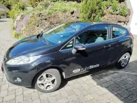 Gebraucht Ford Fiesta 82 PS (60 kW) 2012 Schwarz Limousine