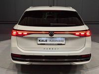 Gebraucht VW Passat Elegance 150 PS (110 kW) 2025 Pure white Kombi