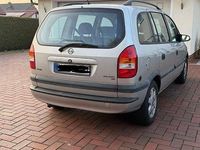 Gebraucht Opel Zafira 101 PS (74 kW) 2002 Silber Van / Kleinbus