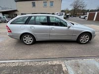 Gebraucht Mercedes C220 150 PS (110 kW) 2007 Grau Kombi