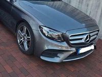 Gebraucht Mercedes E220 AMG line 194 PS (142 kW) 2018 Grau Kombi