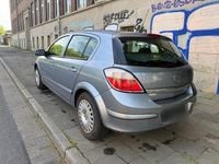 Usado Opel Astra 2005 Cinzento Sedan