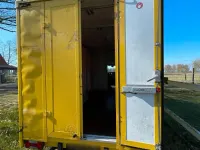 Second-hand Iveco Daily 106 CP (77 kW) 2009 Galben Van