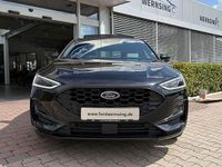 Gebraucht Ford Focus ST-Line X 155 PS (114 kW) 2022 Magnetic grau metallic Limousine