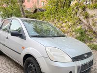 Używany Ford Fiesta 69 KM (50 kW) 2008 Srebrny Hatchback