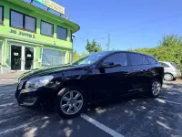 Gebraucht Volvo V60 163 PS (119 kW) 2011 Schwarz Kombi