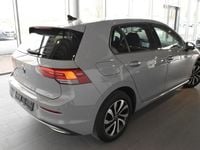 Gebraucht VW Golf VIII Active 110 PS (80 kW) 2021 Grau Kleinwagen