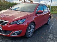 Gebraucht Peugeot 308 Allure 125 PS (91 kW) 2014 Rot Limousine