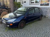 Gebraucht Ford Focus Ambiente 101 PS (74 kW) 1999 Andere farben Limousine