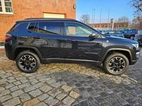 Gebraucht Jeep Compass Trailhawk 241 PS (177 kW) 2021 Schwarz SUV