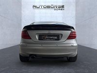 Gebraucht Mercedes C200 163 PS (119 kW) 2001 Silber Coupé