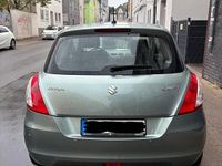 Gebraucht Suzuki Swift 94 PS (69 kW) 2011 Grün Kleinwagen